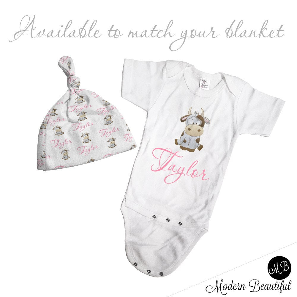 Personalized cow baby girls blanket, newborn cow swaddle blanket with name, farm cow theme baby gift (CHOOSE COLORS)