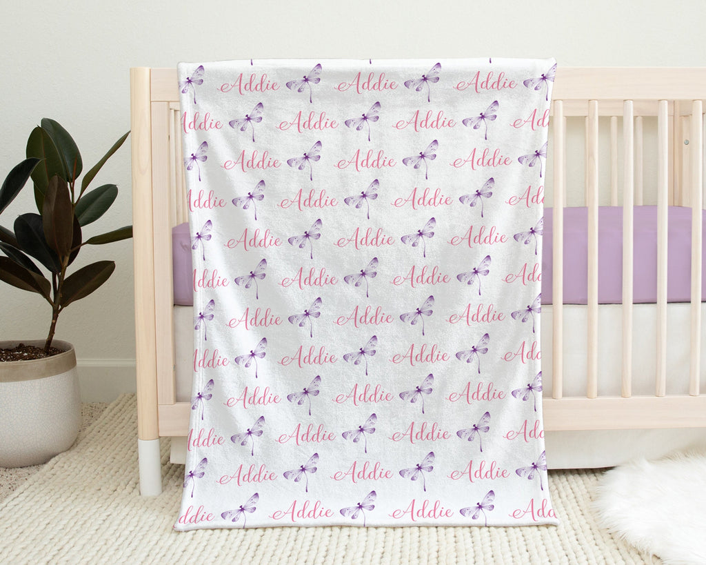 Dragonfly baby name blanket, dragonflies girl swaddle blanket, personalized baby gift with dragonflies, newborn girls dragonfly blanket